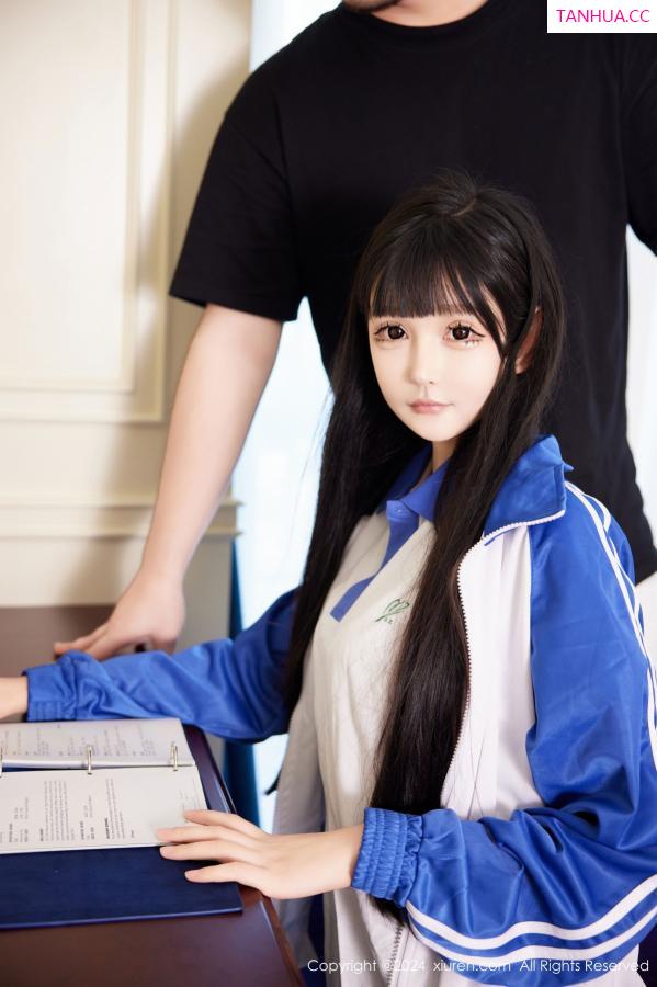   [XiuRen]高清写真图 2024.08.12 No.9000 智恩baby 美臀性感第4张图片